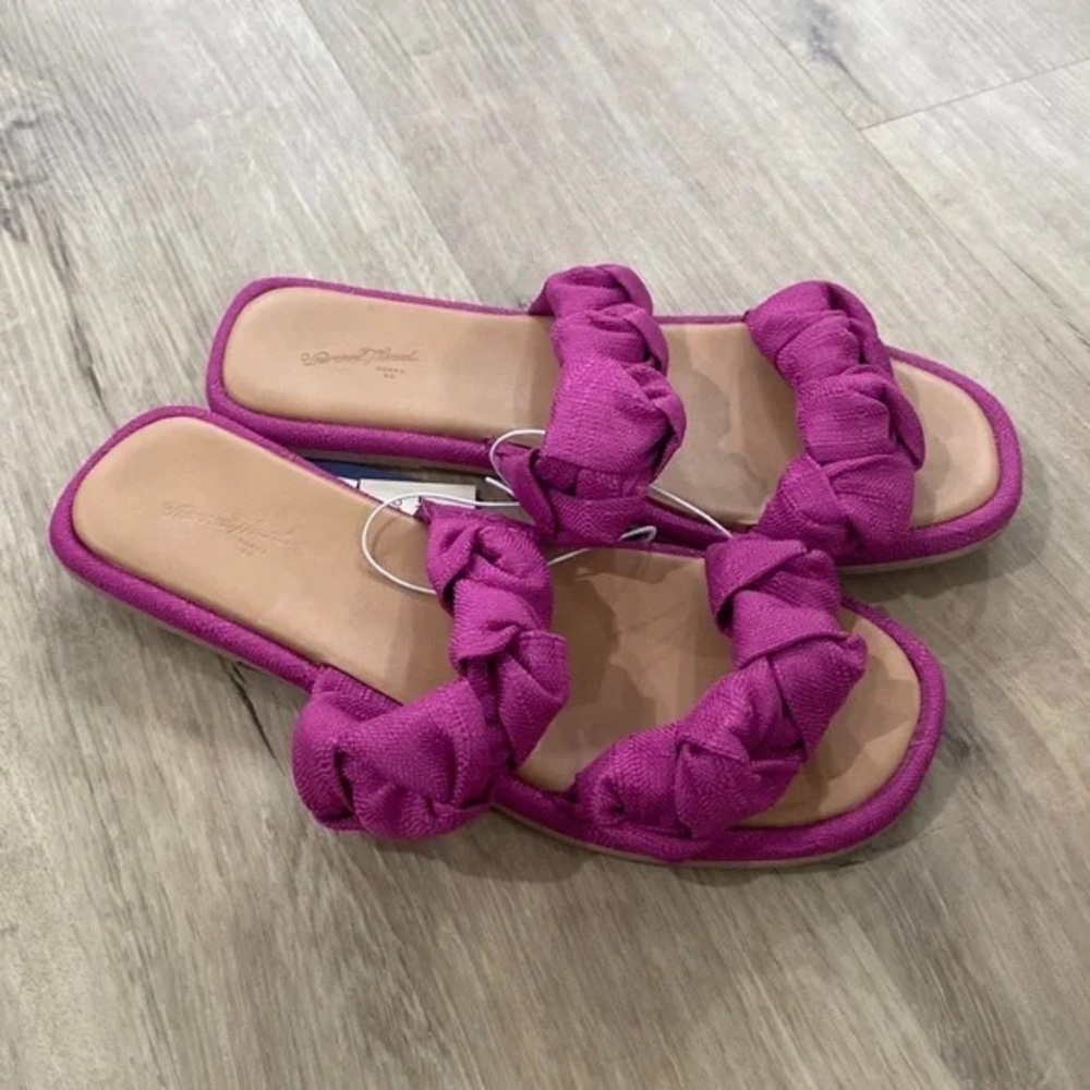 Universal Thread Fuchsia Braided Sandals - image 1